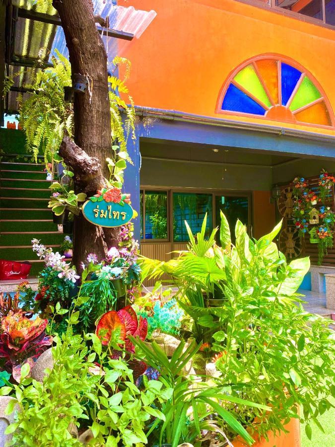 4J Lodge Bangkok Exterior photo